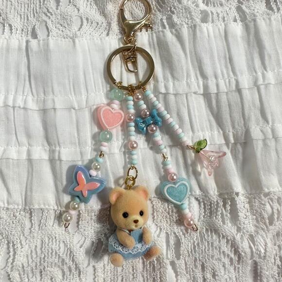 HANDMADE Calico Critter baby blue & pink Coquette Bag Charm/Keychain - Picture 2 of 4